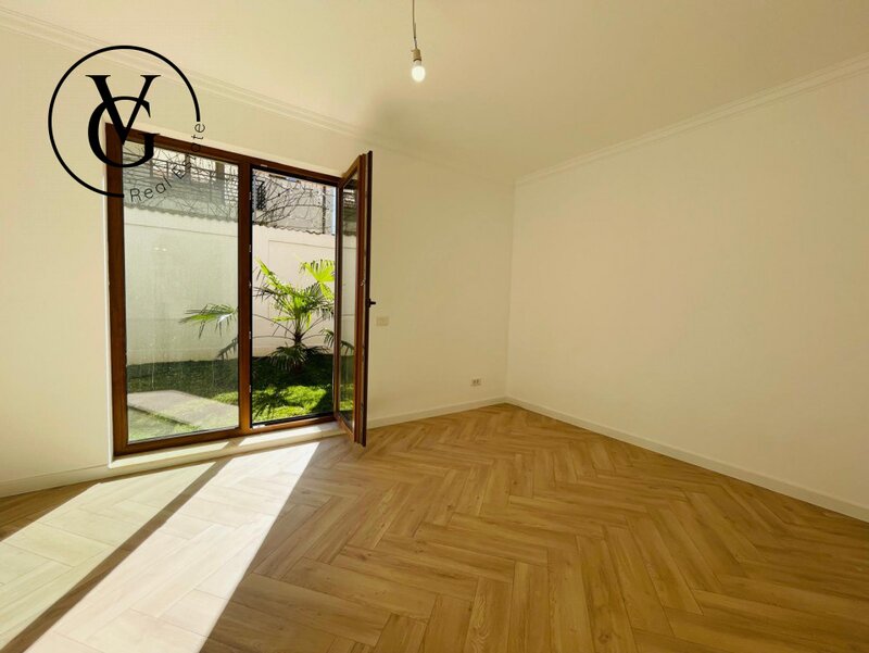 Bucurestii Noi, apartament 3 camere, curte spatioasa.